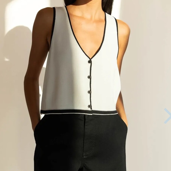 Black and white vest top tank - Picture 3 of 10